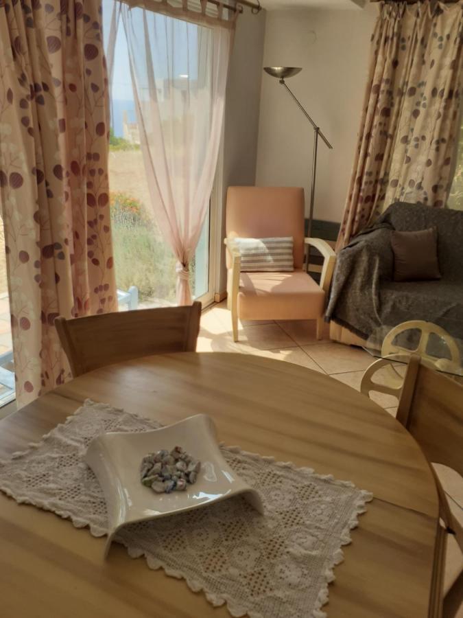Monolia Masticha Village Apartments & Studios מראה חיצוני תמונה